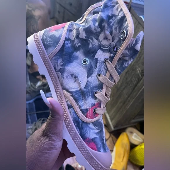 Palladium “ Floral” - Picture 2 of 3